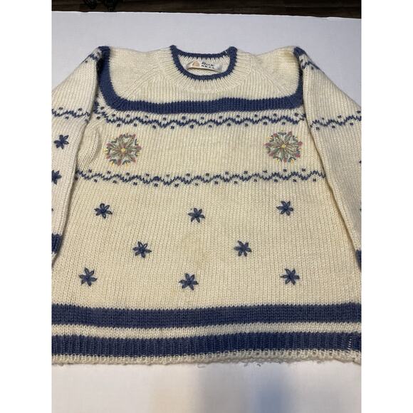VTG RI GANG Wool Sweater M/L Hand Knit Embroidered Snowflake Stars Nordic Design - Picture 2 of 12